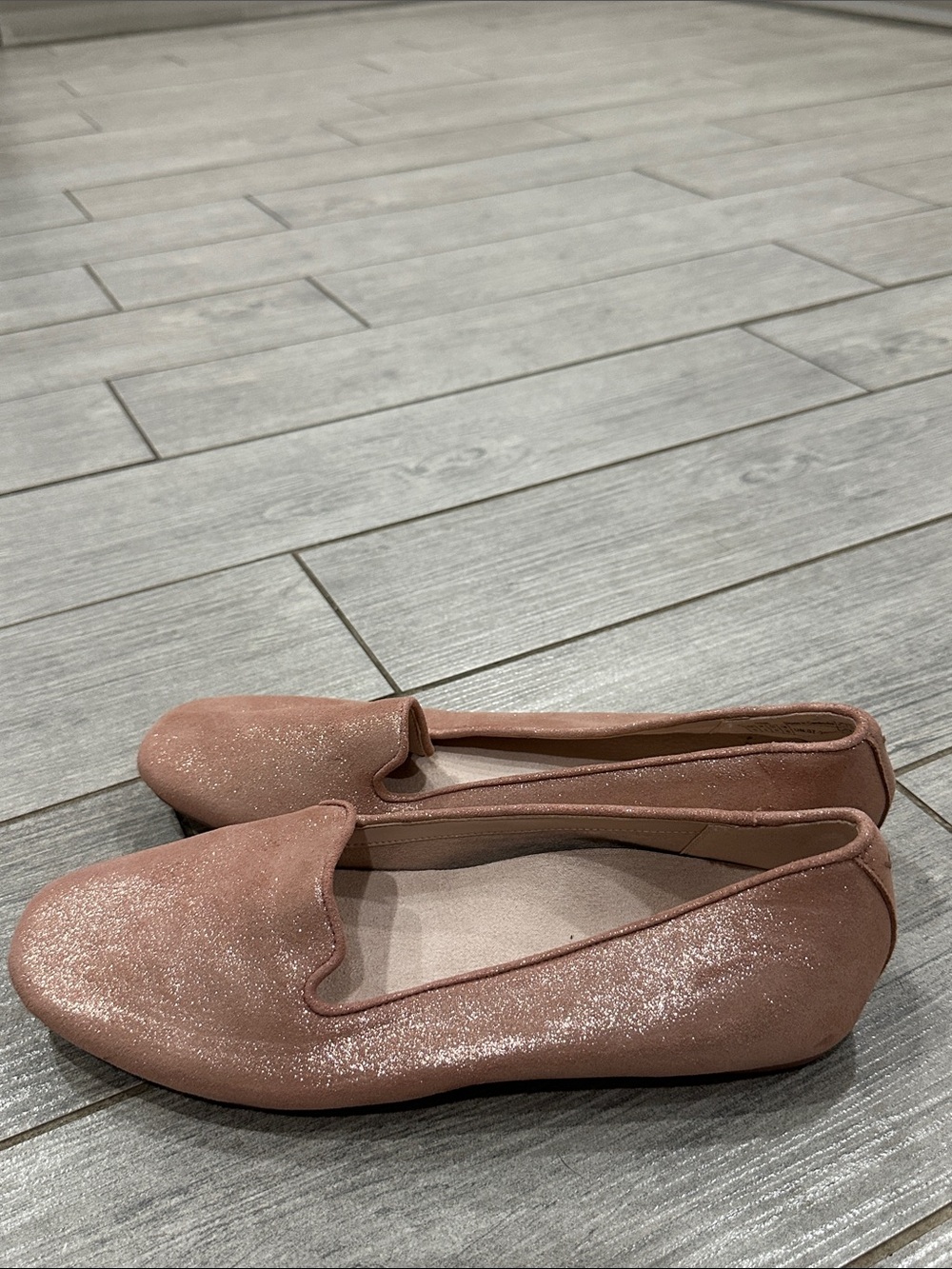 Vionic Coral Venetian Suede Loafers New! - Picture 4 of 7